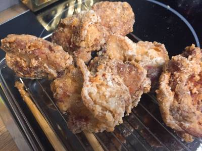 鶏のから揚げ