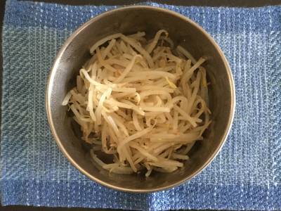 ゆでもやしのナムル