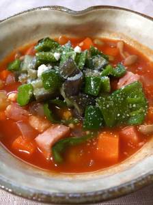 野菜たっぷりのミネストローネ
