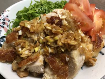 蒸し鶏のパリパリ焼き