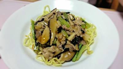 豚肉と小松菜のあんかけ焼きそば