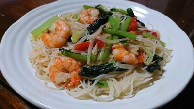 春雨のえびビーフン風