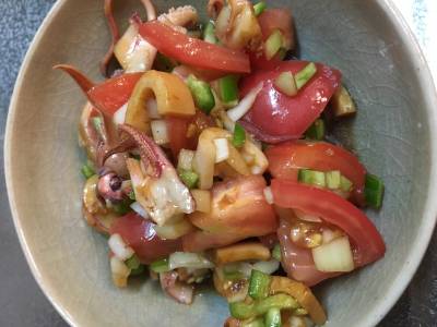 たことトマトのサラダ