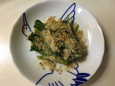 ほうれんそうのすりごま盛り