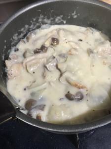 チキンのポテトクリーム煮