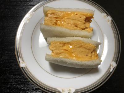 厚焼き卵のサンドイッチ
