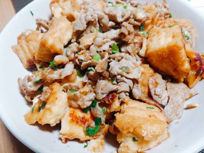 ちぎり厚揚げと豚バラの和風炒め