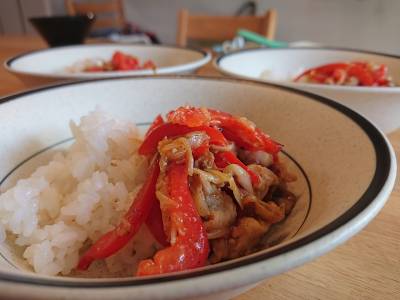 ピーマンと豚肉のにんにくみそ炒め