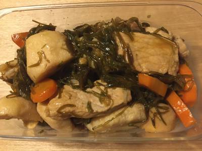 里芋と豚肉と昆布の照り煮