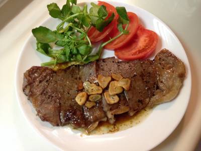 ガーリックステーキ