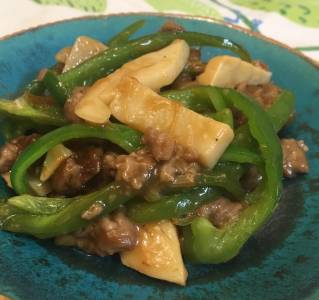 しょうゆ味で青椒牛肉絲