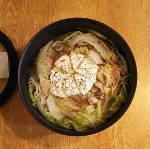 白菜と豚肉のチーズ鍋