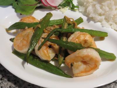 オクラとえびのしょうが炒め