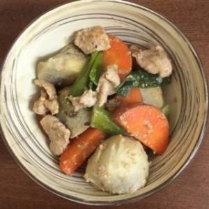 里芋と豚肉のごまみそ煮
