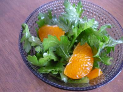 みかんと春菊のサラダ