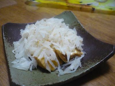 厚揚げとせん切り大根の蒸し煮