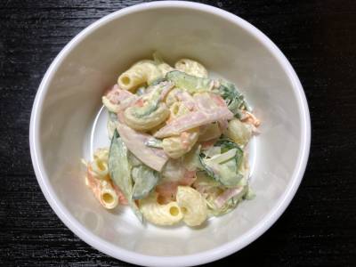 マカロニサラダ