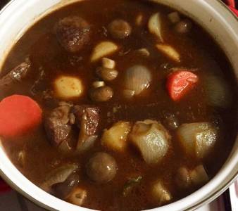 ビーフシチュー