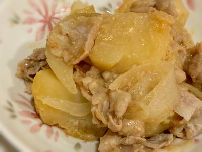じゃがいもと豚肉のみそ煮