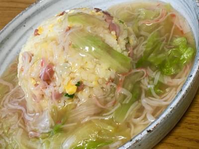 かにとアスパラガスのあんかけチャーハン