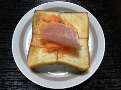 キャロットラペ＋ハムトースト
