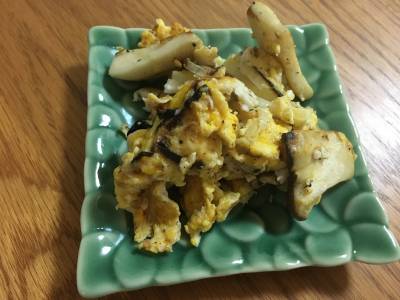 エリンギと細ねぎの卵炒め