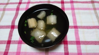 麸とみつばのお吸い物