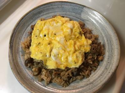 ソースオムライス