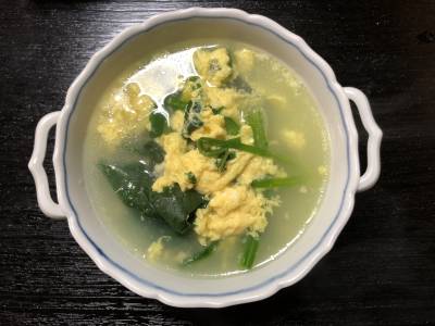 ほうれんそうと卵のローマ風スープ