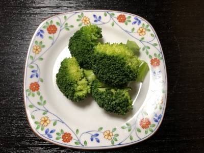 ゆでブロッコリ
