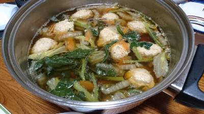 だしが決め手の鶏つくね鍋