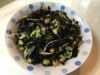アボカドのひじきサラダ
