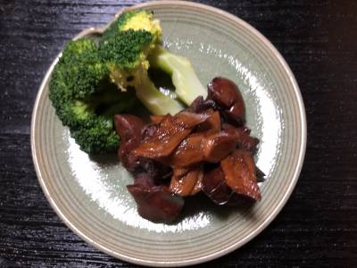 鶏レバーのしょうがワイン煮