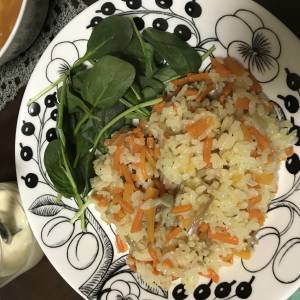 にんじんのプロフ（炊き込みご飯）