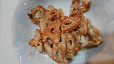 れんこんのクリーミーチーズきんぴら