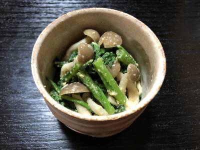 春菊としめじのごまポンあえ
