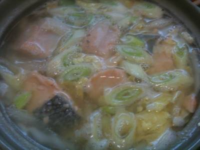 鮭(さけ)と白菜のみそ鍋