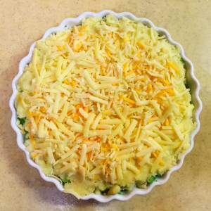 ひき肉とマッシュポテトのグラタン