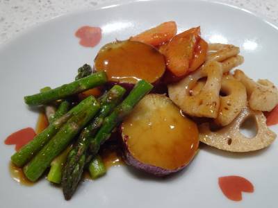 揚げさつまいもと根菜の甘酢あん