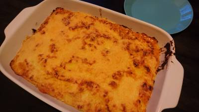 ミートソースとマッシュポテトのグラタン