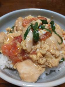 トマトの親子丼