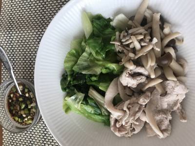 うまだれレタスごはん