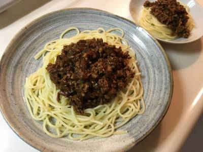 ジャージャーパスタ