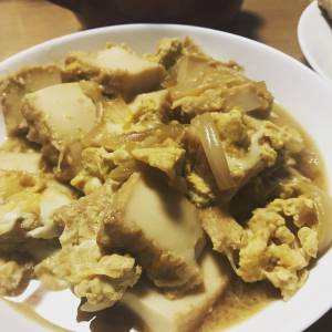 新たまねぎの卵とじ