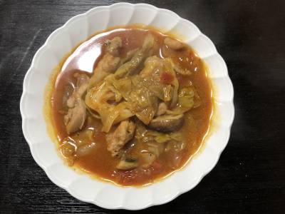 トマトとチキンの煮込み