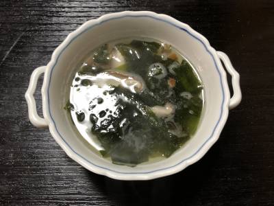 わかめの梅風味スープ