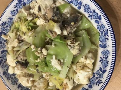 さば缶と豆腐のチャンプルー