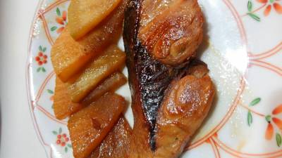 大根とぶりのバターじょうゆ焼き