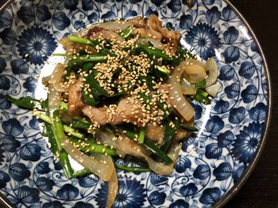 新たまねぎのスタミナ炒め