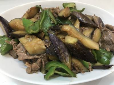 なすと牛肉のオイスター炒め